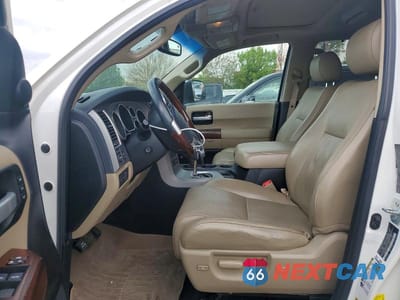 Zdjęcie 7 z 13 samochodu: 2014 TOYOTA SEQUOIA PLATINUM VIN:5TDDW5G16ES096331 - miniatura