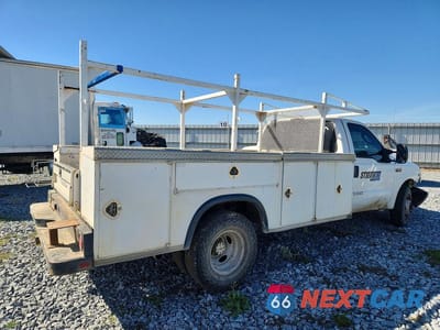 Trzecie zdjęcie samochodu z tyłu: 2004 FORD F350 SUPER DUTY VIN:1FDWF36S64EC71457 - miniatura