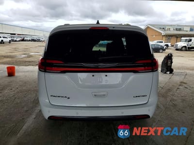 Zdjęcie 6 z 13 samochodu: 2025 CHRYSLER PACIFICA LIMITED VIN:2C4RC1GG4SR508116 - miniatura