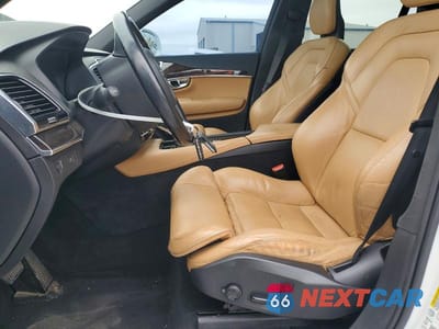 Zdjęcie 7 z 13 samochodu: 2017 VOLVO XC90 T6 VIN:YV4A22PK4H1157499 - miniatura