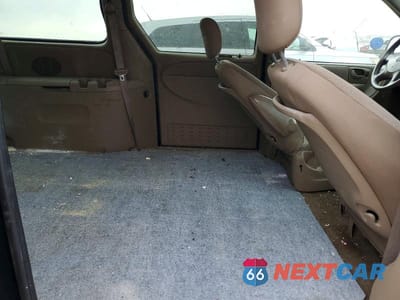 Zdjęcie 11 z 13 samochodu: 2002 DODGE GRAND CARAVAN SPORT VIN:2B4GP44332R515909 - miniatura