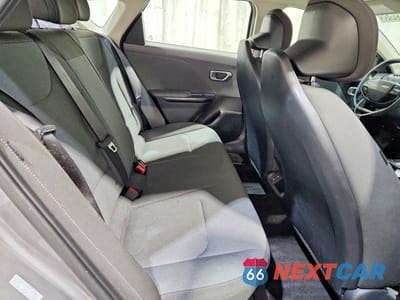 Zdjęcie 10 z 12 samochodu: 2025 KIA K4 LXS VIN:3KPFT4DEXSE141845 - miniatura