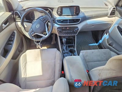 Zdjęcie 8 z 13 samochodu: 2019 HYUNDAI TUCSON VALUE VIN:KM8J33A41KU863976 - miniatura