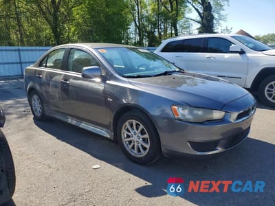 Czwarte zdjęcie samochodu z boku: 2011 MITSUBISHI LANCER ES VIN:JA32U2FU8BU004200 - miniatura