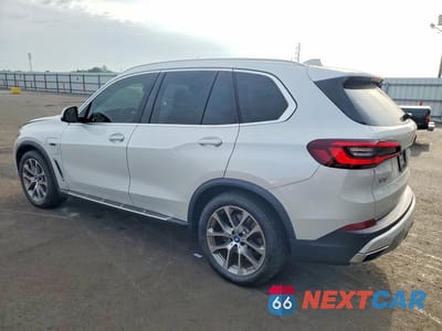 Drugie zdjęcie samochodu z przodu: 2022 BMW X5 XDRIVE45E VIN:5UXTA6C03N9M02413 - miniatura