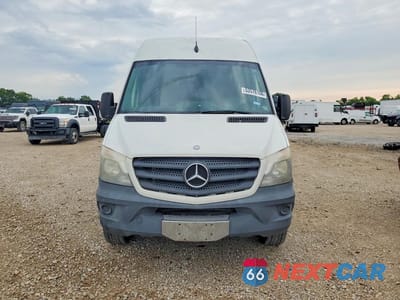 Piąte zdjęcie samochodu w środku: 2014 MERCEDES-BENZ 2500 CREW VIN:WD3PE7CC1E5855762 - miniatura