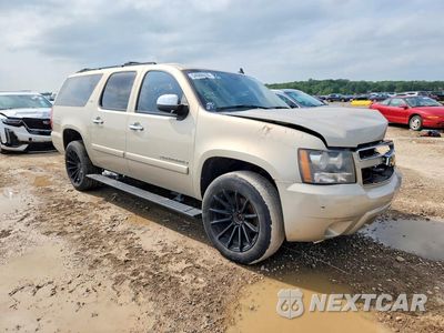 Czwarte zdjęcie samochodu z boku: 2008 CHEVROLET SUBURBAN VIN:3GNFK16388G131929 - miniatura