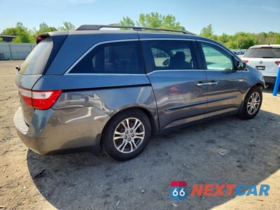 Trzecie zdjęcie samochodu z tyłu: 2013 HONDA ODYSSEY EXL VIN:5FNRL5H67DB041401 - miniatura