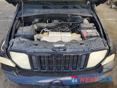 Zdjęcie 12 z 13 samochodu: 2011 JEEP LIBERTY SPORT VIN:1J4PN2GK7BW545643 - miniatura