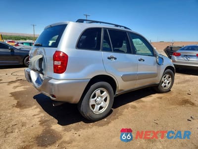Trzecie zdjęcie samochodu z tyłu: 2004 TOYOTA RAV4 BASE VIN:JTEGD20V540044751 - miniatura