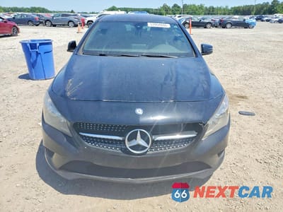 Piąte zdjęcie samochodu w środku: 2016 MERCEDES-BENZ CLA 250 VIN:WDDSJ4EB2GN384857 - miniatura