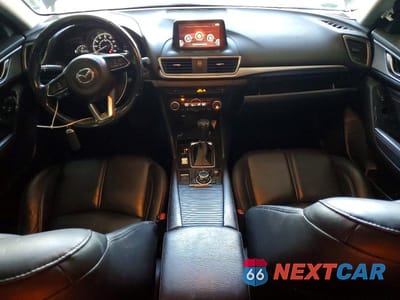 Zdjęcie 8 z 12 samochodu: 2018 MAZDA 3 TOURING VIN:3MZBN1L39JM235921 - miniatura