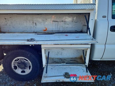 Zdjęcie 10 z 13 samochodu: 2002 CHEVROLET SILVERADO C2500 HEAVY DUTY VIN:1GBHC24UX2E189155 - miniatura