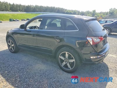 Drugie zdjęcie samochodu z przodu: 2010 AUDI Q5 PRESTIGE VIN:WA1VKAFP7AA010329 - miniatura