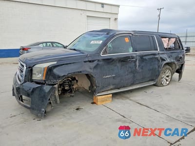 2015 GMC YUKON XL 1GKS2GKC1FR146029 - główne zdjęcie licytacji z USA - miniatura