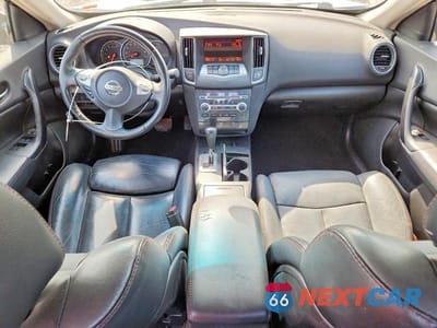 Zdjęcie 8 z 12 samochodu: 2012 NISSAN MAXIMA 3.5 S VIN:1N4AA5AP1CC859889 - miniatura