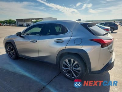 Drugie zdjęcie samochodu z przodu: 2019 LEXUS UX 200 VIN:JTHY3JBH0K2014005 - miniatura