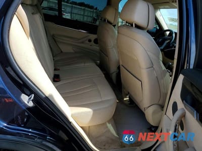 Zdjęcie 11 z 13 samochodu: 2015 BMW X5 XDRIVE50I VIN:5UXKR6C57F0J75247 - miniatura