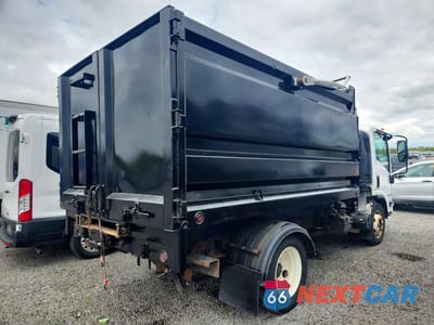 Trzecie zdjęcie samochodu z tyłu: 2017 ISUZU NPR HD REFUSE TRUCK VIN:54DC4W1B6HS800043 - miniatura