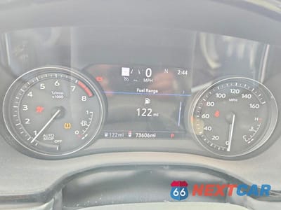 Zdjęcie 9 z 13 samochodu: 2024 CADILLAC XT5 PREMIUM LUXURY VIN:1GYKNCRS3RZ714028 - miniatura