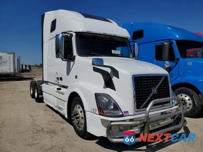 2016 VOLVO VNL SEMI TRUCK 4V4NC9EJ3GN954200 - główne zdjęcie licytacji z USA - miniatura