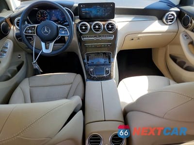 Zdjęcie 8 z 13 samochodu: 2021 MERCEDES-BENZ GLC 300 VIN:W1N0G8DB3MF891225 - miniatura