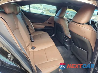 Zdjęcie 10 z 12 samochodu: 2025 LEXUS ES 350 VIN:58ADZ1B17SU193685 - miniatura