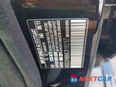 Zdjęcie 12 z 12 samochodu: 2012 MERCEDES-BENZ C 300 4MATIC VIN:WDDGF8BB8CR193157 - miniatura