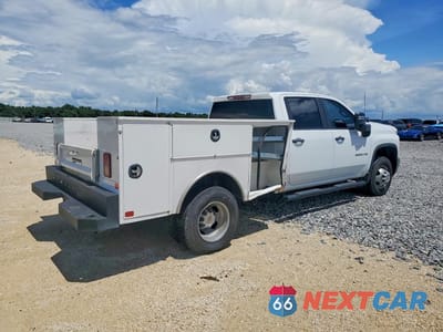 Trzecie zdjęcie samochodu z tyłu: 2024 CHEVROLET SILVERADO K3500 VIN:1GB4YSEY0RF358105 - miniatura