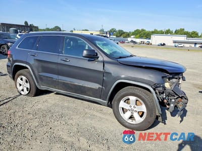 Czwarte zdjęcie samochodu z boku: 2011 JEEP GRAND CHEROKEE LAREDO VIN:1J4RR4GT7BC610316 - miniatura