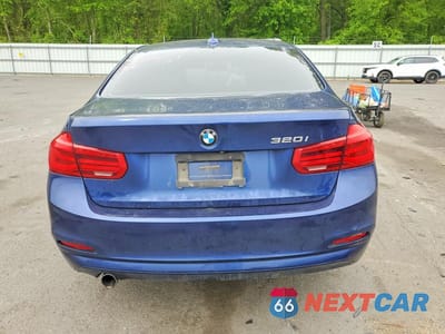 Zdjęcie 6 z 12 samochodu: 2018 BMW 320 I VIN:WBA8E1G58JNU89440 - miniatura