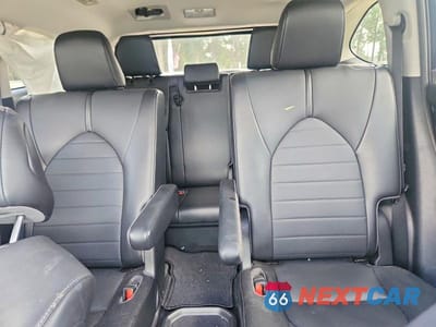 Zdjęcie 10 z 14 samochodu: 2021 TOYOTA HIGHLANDER XLE VIN:5TDGZRAH4MS530343 - miniatura