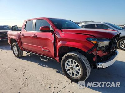 Czwarte zdjęcie samochodu z boku: 2026 TOYOTA TACOMA SR5 VIN:3TYLB5JN5TT117142 - miniatura