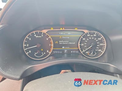 Zdjęcie 9 z 13 samochodu: 2019 NISSAN ALTIMA SR VIN:1N4BL4CW5KN317940 - miniatura