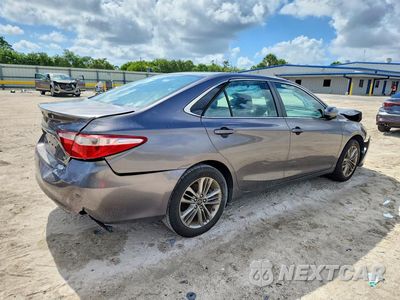 Trzecie zdjęcie samochodu z tyłu: 2017 TOYOTA CAMRY SE VIN:4T1BF1FK7HU443798 - miniatura
