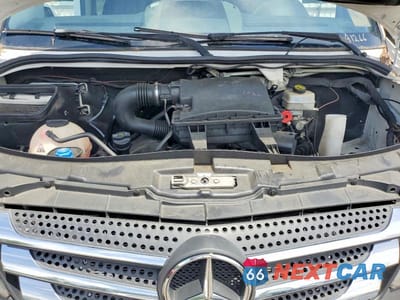 Zdjęcie 11 z 12 samochodu: 2015 MERCEDES-BENZ SPRINTER 2500 VIN:WD3PE7CC3F5956903 - miniatura