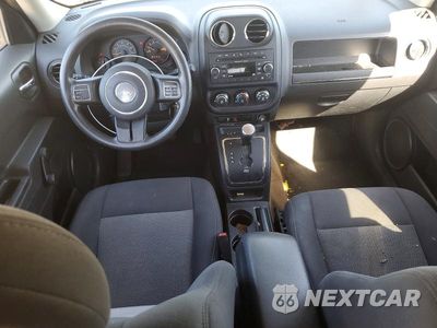 Zdjęcie 8 z 13 samochodu: 2016 JEEP PATRIOT SPORT VIN:1C4NJPBAXGD678405 - miniatura