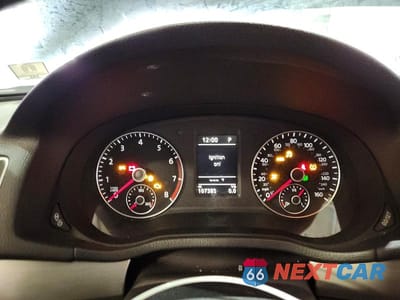 Zdjęcie 9 z 12 samochodu: 2015 VOLKSWAGEN PASSAT SE VIN:1VWBS7A31FC018564 - miniatura