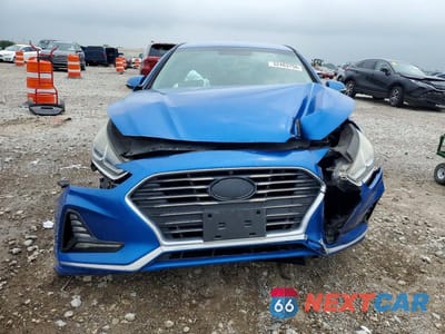 Piąte zdjęcie samochodu w środku: 2018 HYUNDAI SONATA SEL VIN:5NPE34AF7JH611994 - miniatura
