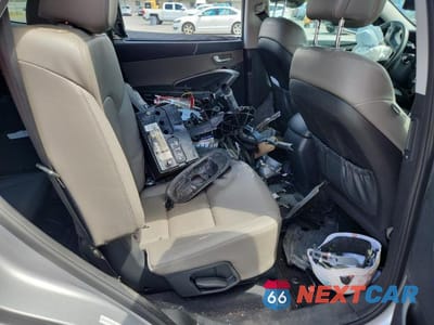 Zdjęcie 13 z 14 samochodu: 2015 HYUNDAI SANTA FE GLS VIN:KM8SN4HF1FU102740 - miniatura