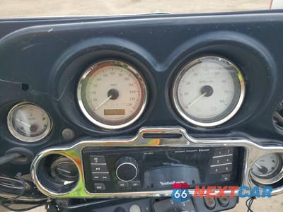 Zdjęcie 7 z 8 samochodu: 2013 HARLEY DAVIDSON FLHX STREET GLIDE VIN:1HD1KBM33DB684114 - miniatura