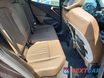 Zdjęcie 10 z 13 samochodu: 2025 BMW X3 30 XDRIVE VIN:5UX53GP09S9X75518 - miniatura