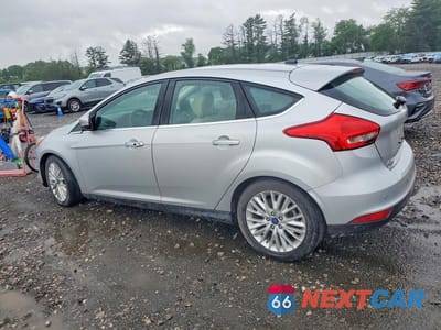 Drugie zdjęcie samochodu z przodu: 2018 FORD FOCUS TITANIUM VIN:1FADP3N27JL271877 - miniatura