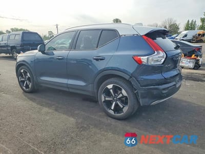 Drugie zdjęcie samochodu z przodu: 2021 VOLVO XC40 T5 MOMENTUM VIN:YV4162UK6M2561949 - miniatura