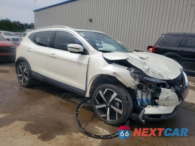Czwarte zdjęcie samochodu z boku: 2020 NISSAN ROGUE SPORT SL VIN:JN1BJ1CV5LW276147 - miniatura
