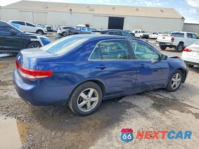 Trzecie zdjęcie samochodu z tyłu: 2004 HONDA ACCORD EX VIN:1HGCM56634A048684 - miniatura