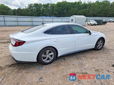 Trzecie zdjęcie samochodu z tyłu: 2021 HYUNDAI SONATA SE VIN:5NPEG4JA7MH072242 - miniatura