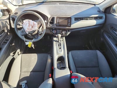 Zdjęcie 8 z 14 samochodu: 2021 HONDA HR-V LX VIN:3CZRU6H30MM741209 - miniatura