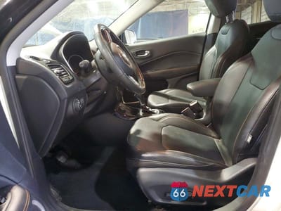 Zdjęcie 7 z 13 samochodu: 2020 JEEP COMPASS LIMITED VIN:3C4NJDCB8LT119820 - miniatura