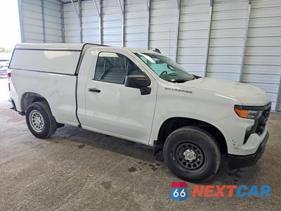 Czwarte zdjęcie samochodu z boku: 2023 CHEVROLET SILVERADO C1500 VIN:3GCNAAEK7PG335488 - miniatura